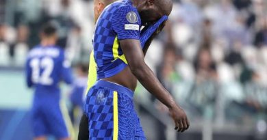 Tin bóng đá tối 1/10: Chelsea không biết dùng Lukaku