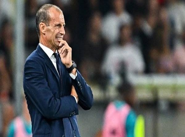 Tin Juventus 26/9: HLV Allegri đang mất quyền kiểm soát phòng thay đồ