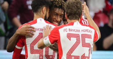 Bayern gây sức ép lên đội đầu bảng