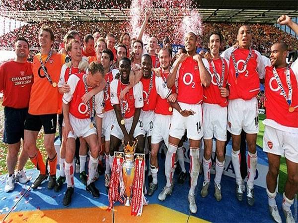 Arsenal vô địch Ngoại hạng Anh mùa giải 1997–98