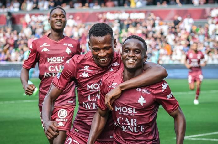 Đối đầu FC Metz với Rennes, 0h00 05/05