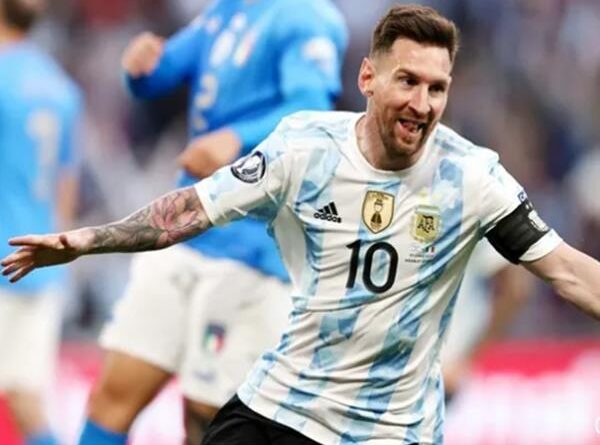 Messi ghi bao nhiêu bàn ở CLB